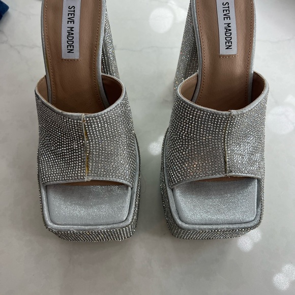 Steve Madden Glitter platforms NWOT - Picture 2 of 3